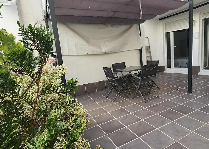 Apartamento Castro Holidays - Con Parking Incluido
