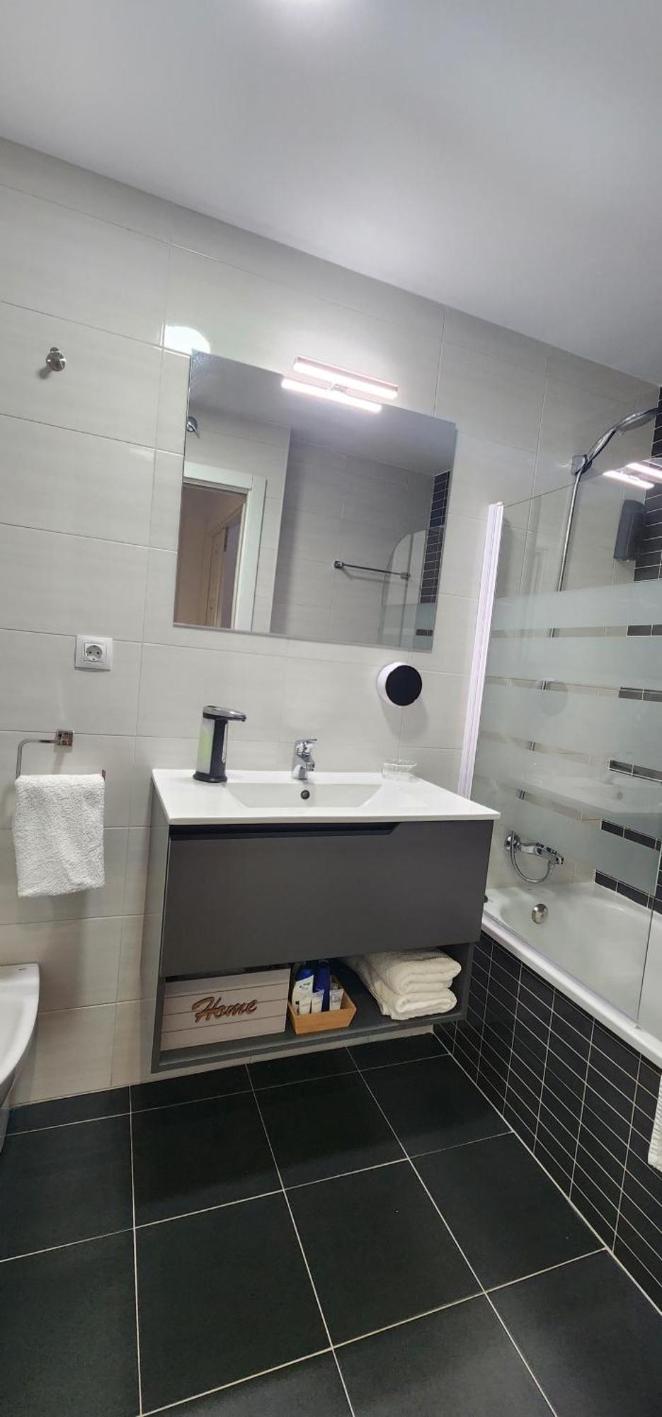 Castro Holidays - Con Parking Incluido Apartment Castro Urdiales