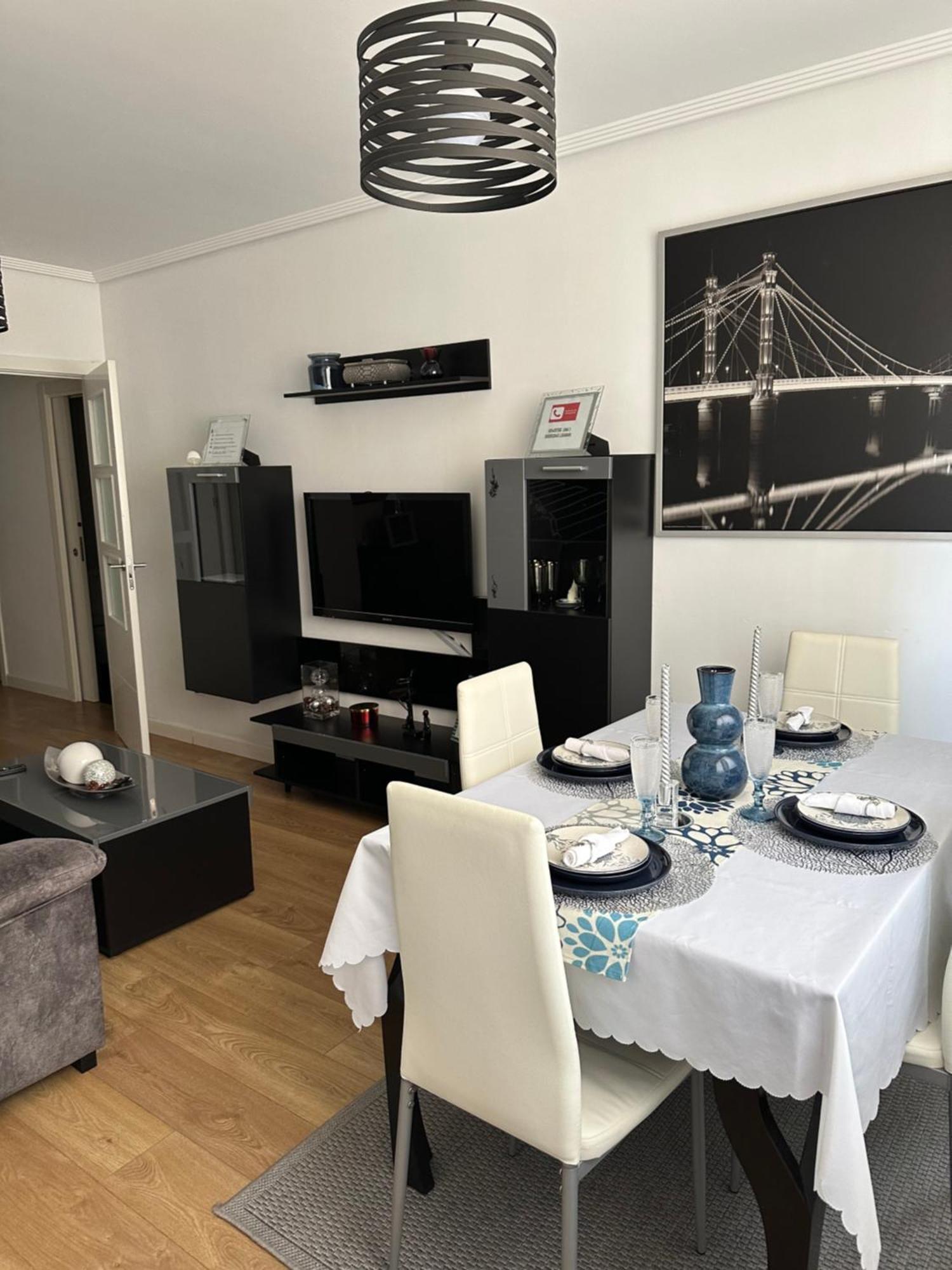 Castro Holidays - Con Parking Incluido Apartment *